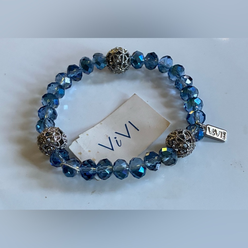 π§π»ββοΈ ViVI Blue Faceted Crystal Bracelet with Silver Tone Balls - Picture 8 of 8